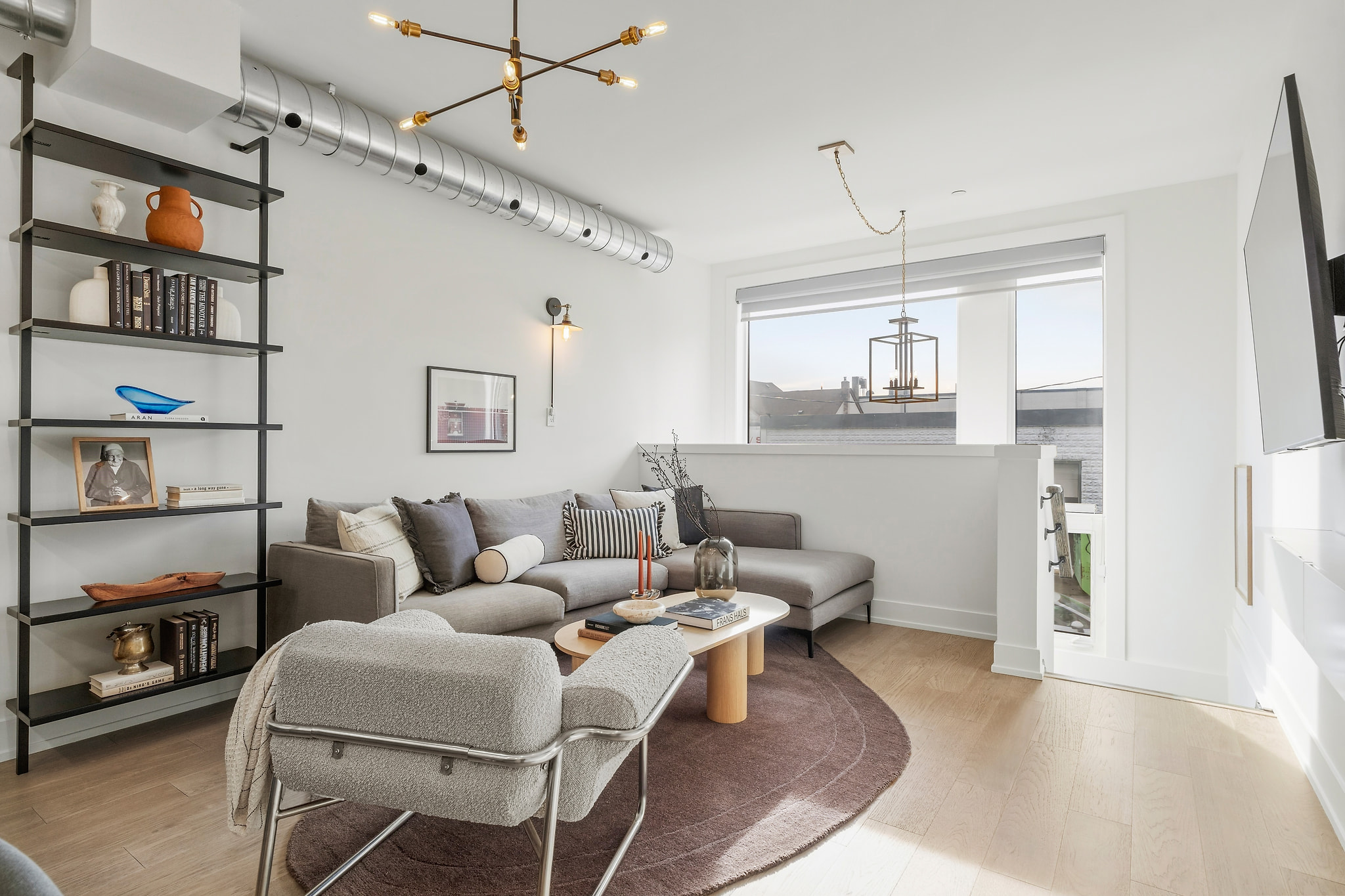 015 - 311 Gilmour Avenue.JPG