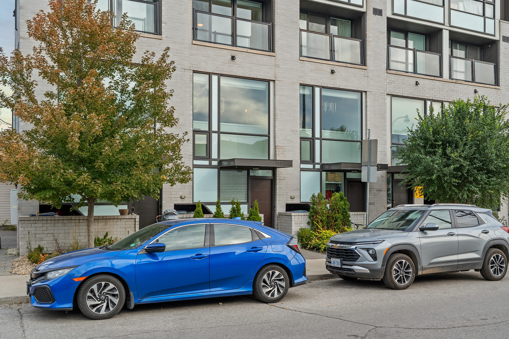 003 - 311 Gilmour Avenue.JPG